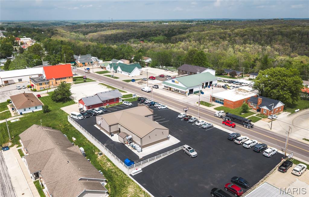Original Town Of Linn - Commercial Sale