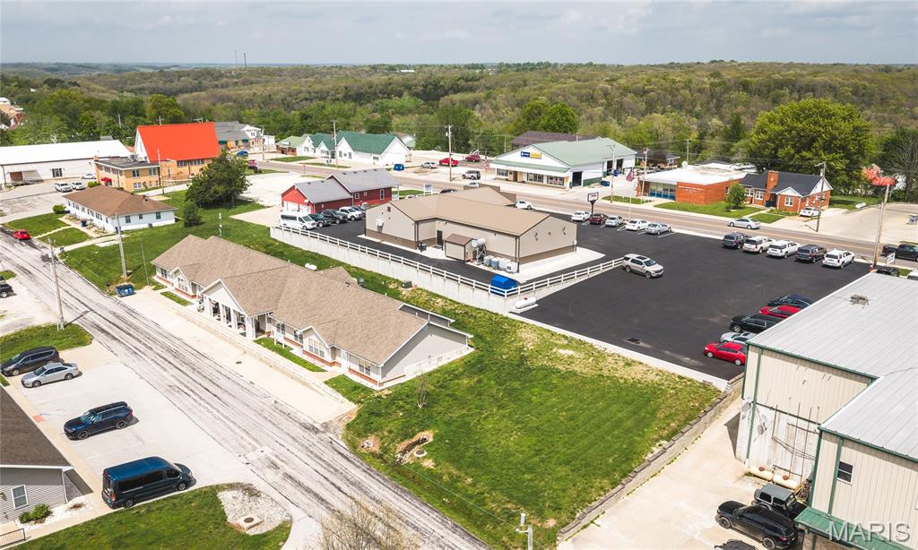 Original Town Of Linn - Commercial Sale