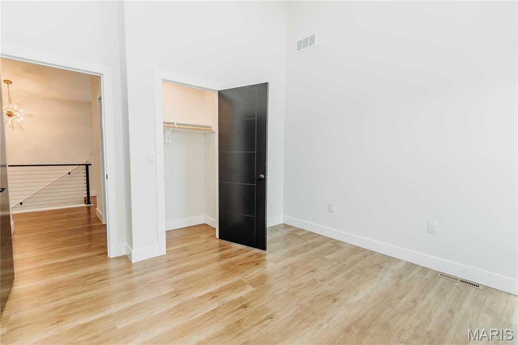 Town/Dixon - Residential