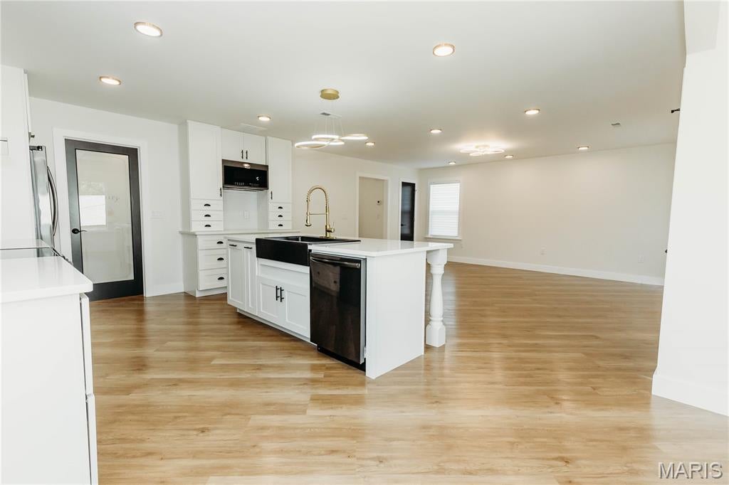 Town/Dixon - Residential