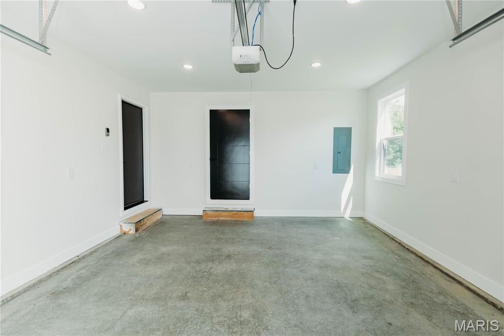 Town/Dixon - Residential
