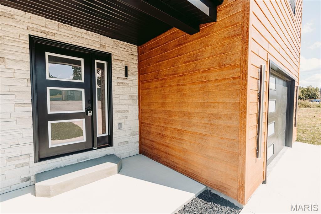 Town/Dixon - Residential