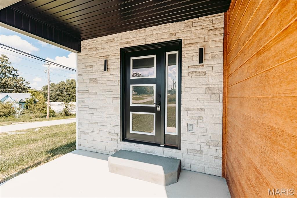 Town/Dixon - Residential