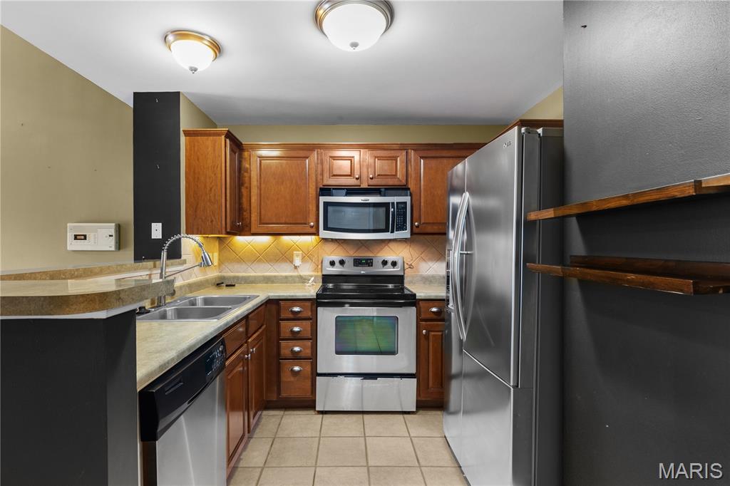 Countryshire #5 - Residential Lease