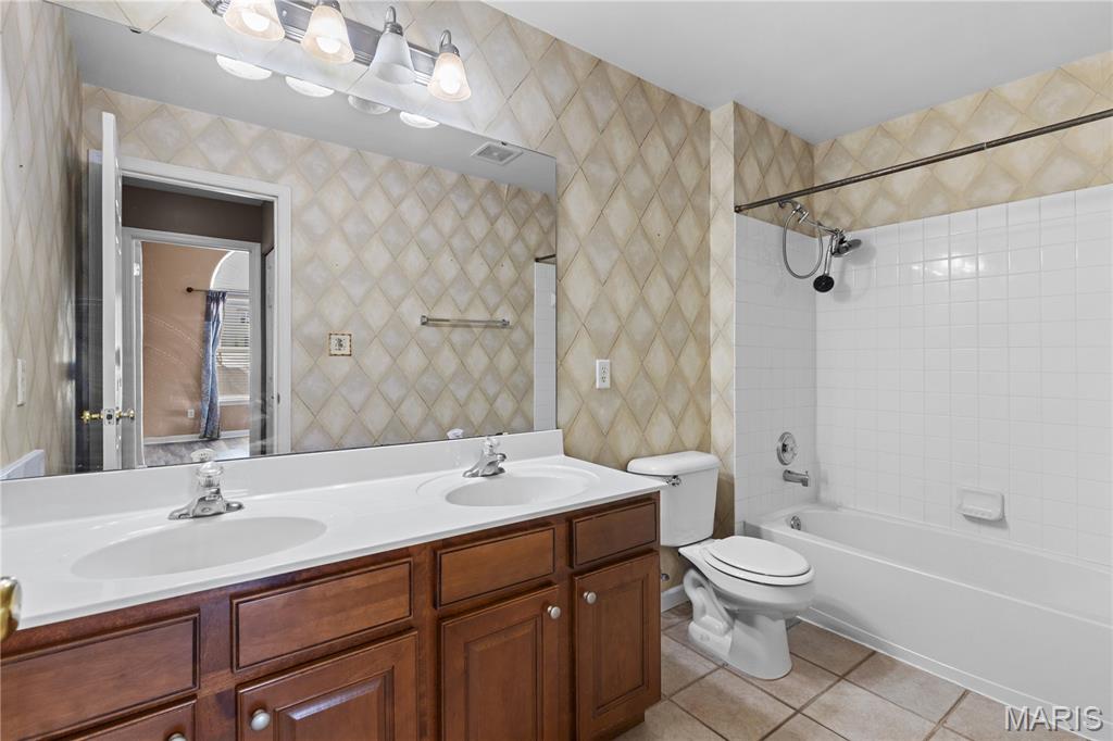Countryshire #5 - Residential Lease