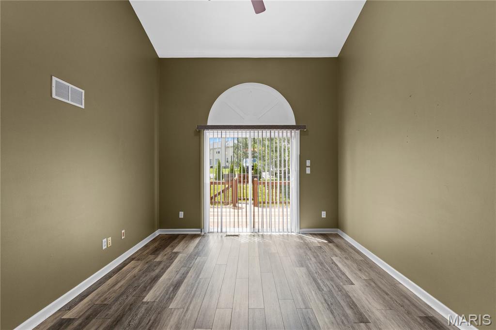 Countryshire #5 - Residential Lease