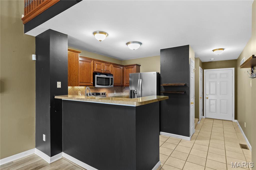 Countryshire #5 - Residential Lease