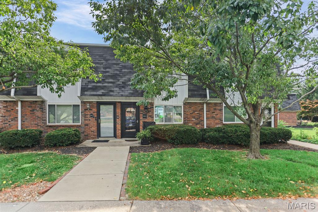 Arrow Wood Manor Condo Bldg #2 - Residential