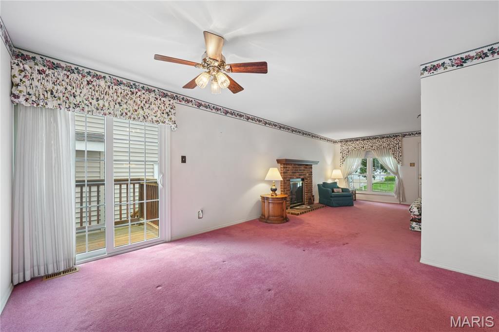 Spring Glen Condo Ph Nine - Residential
