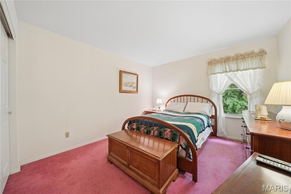 Spring Glen Condo Ph Nine - Residential