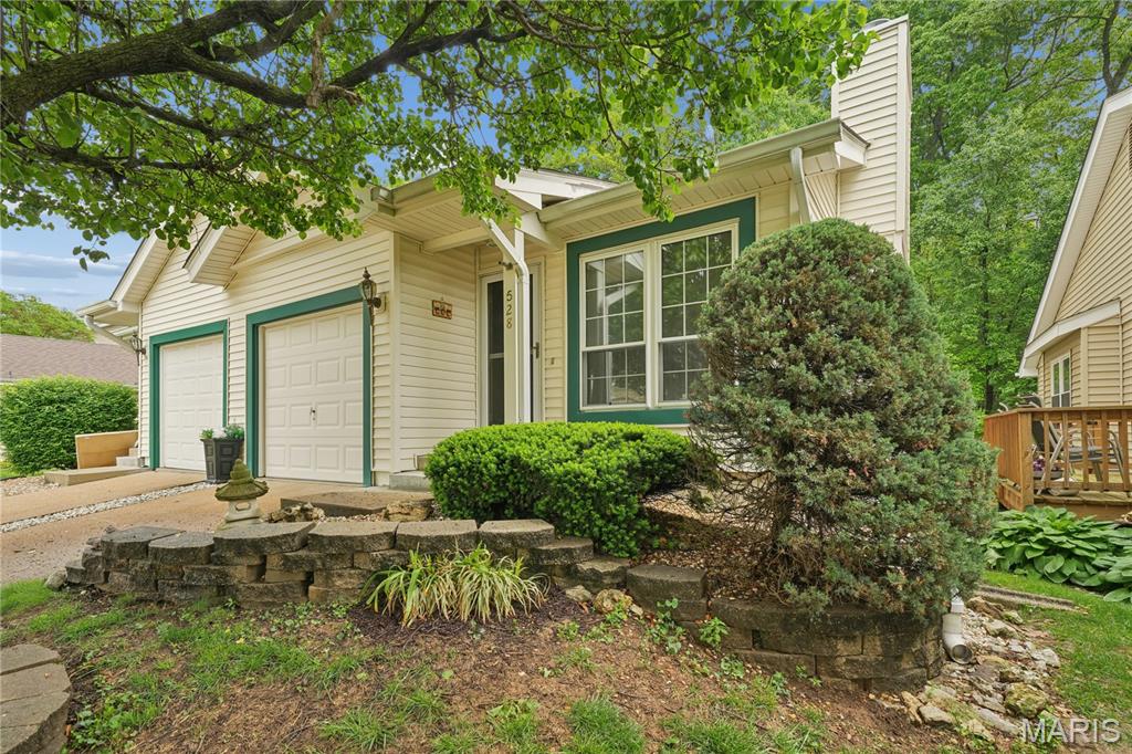 Spring Glen Condo Ph Nine - Residential