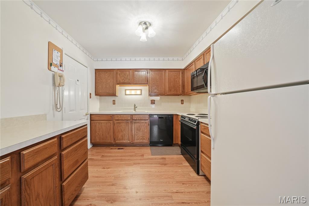 Spring Glen Condo Ph Nine - Residential