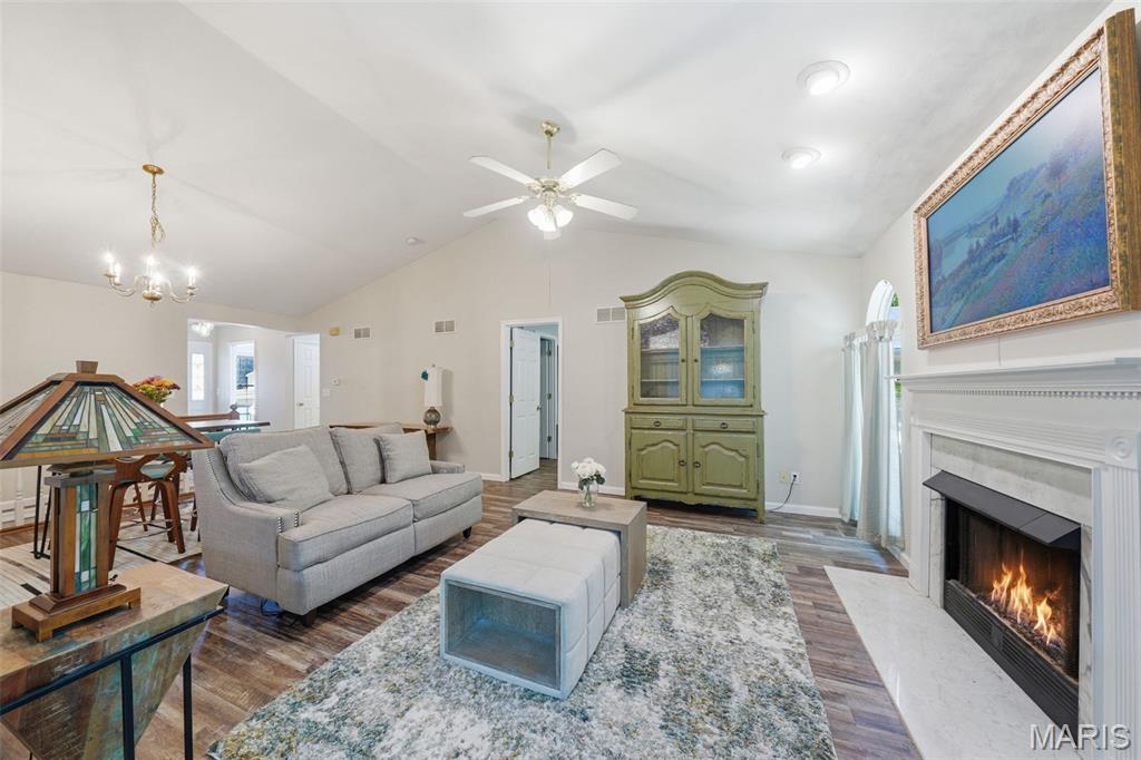 Woodview Meadows - Residential