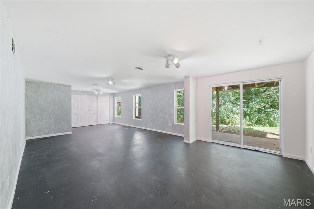 Woodview Meadows - Residential