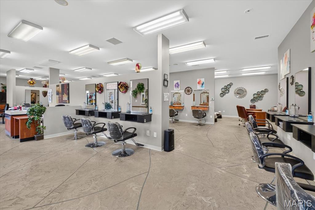 E Outlots Sec - Commercial Sale