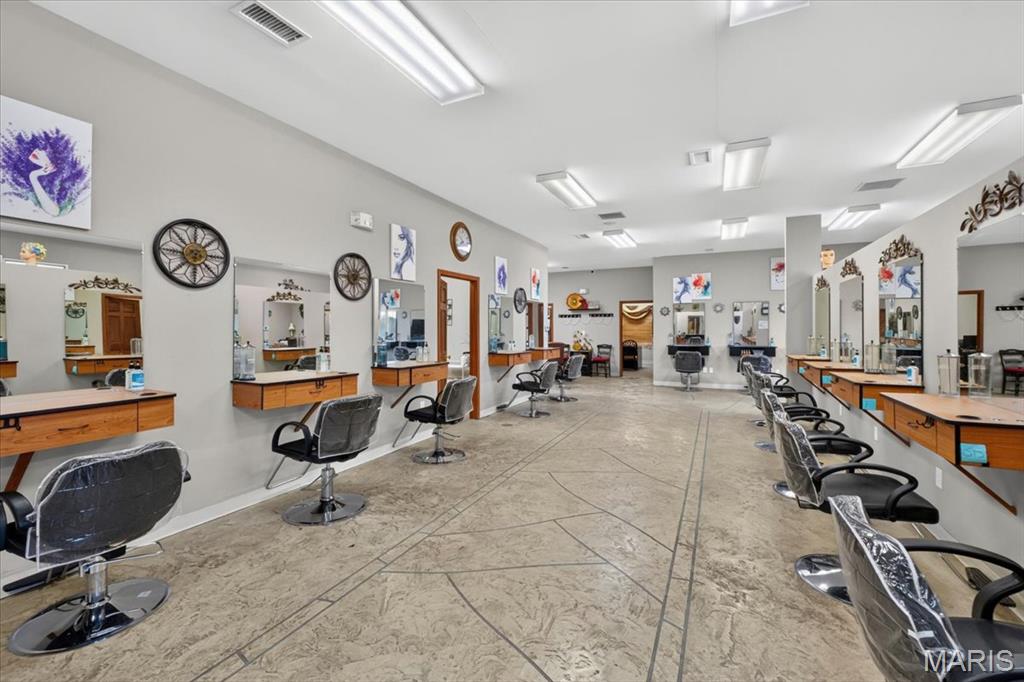 E Outlots Sec - Commercial Sale