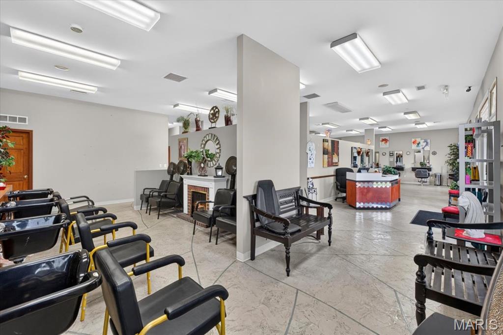 E Outlots Sec - Commercial Sale