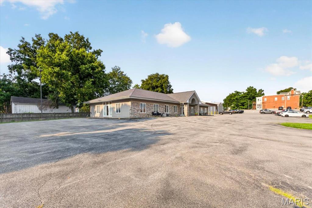 E Outlots Sec - Commercial Sale