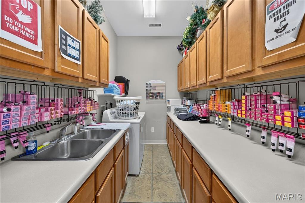 E Outlots Sec - Commercial Sale