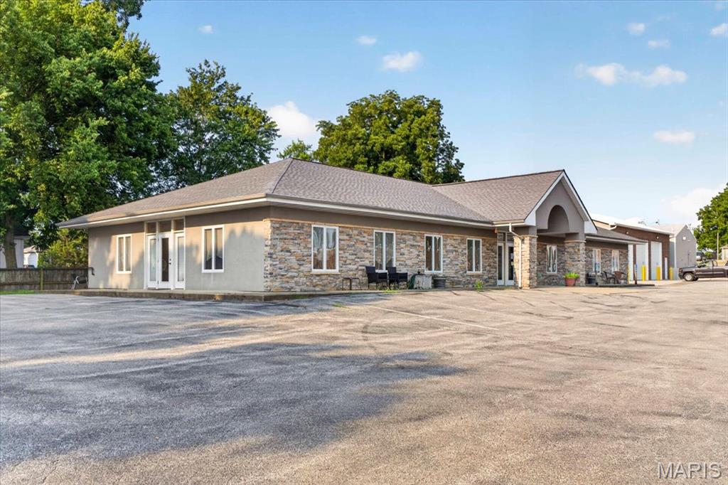 E Outlots Sec - Commercial Sale