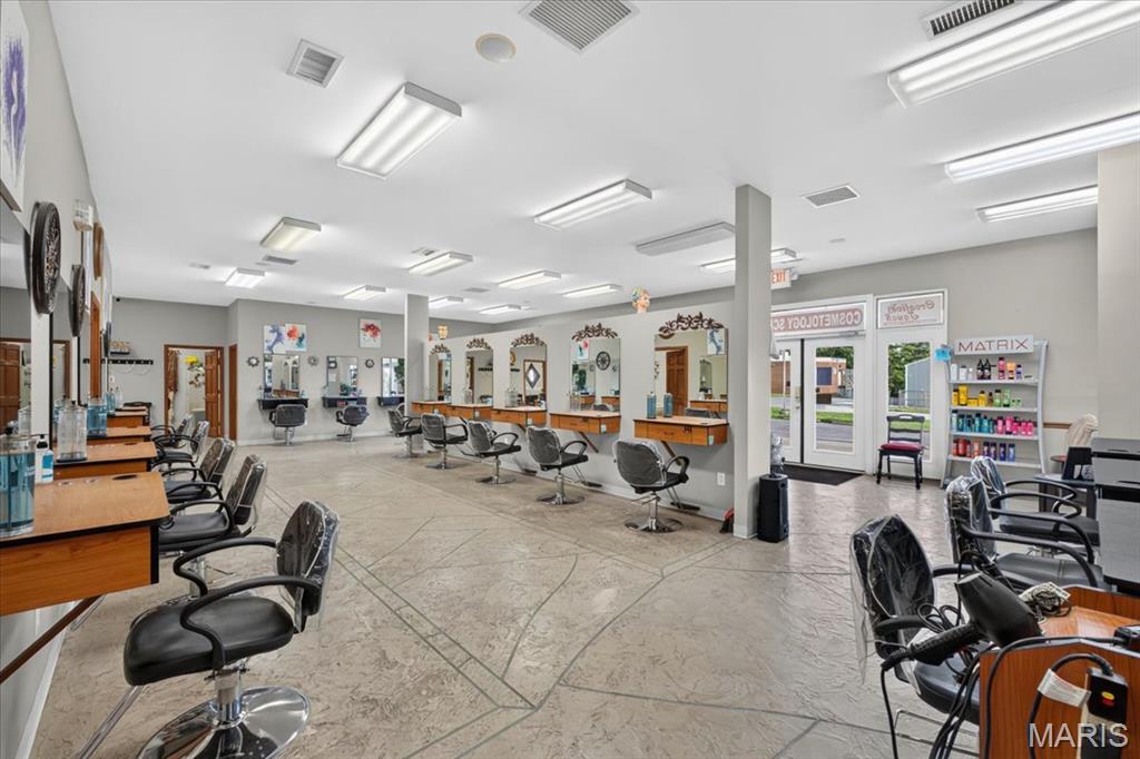 E Outlots Sec - Commercial Sale