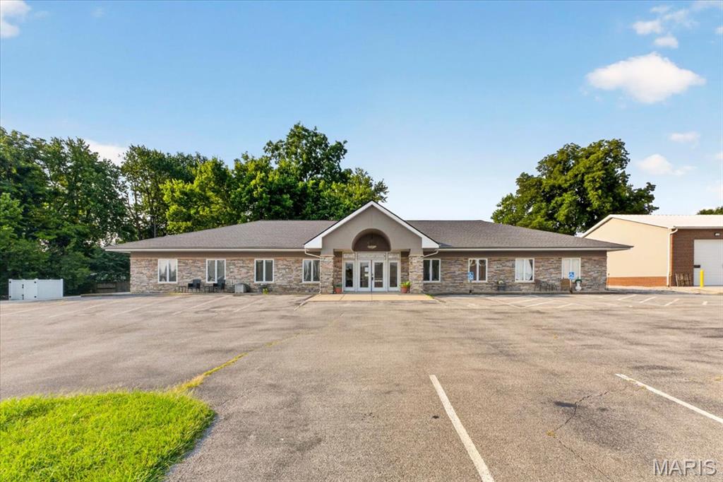 E Outlots Sec - Commercial Sale