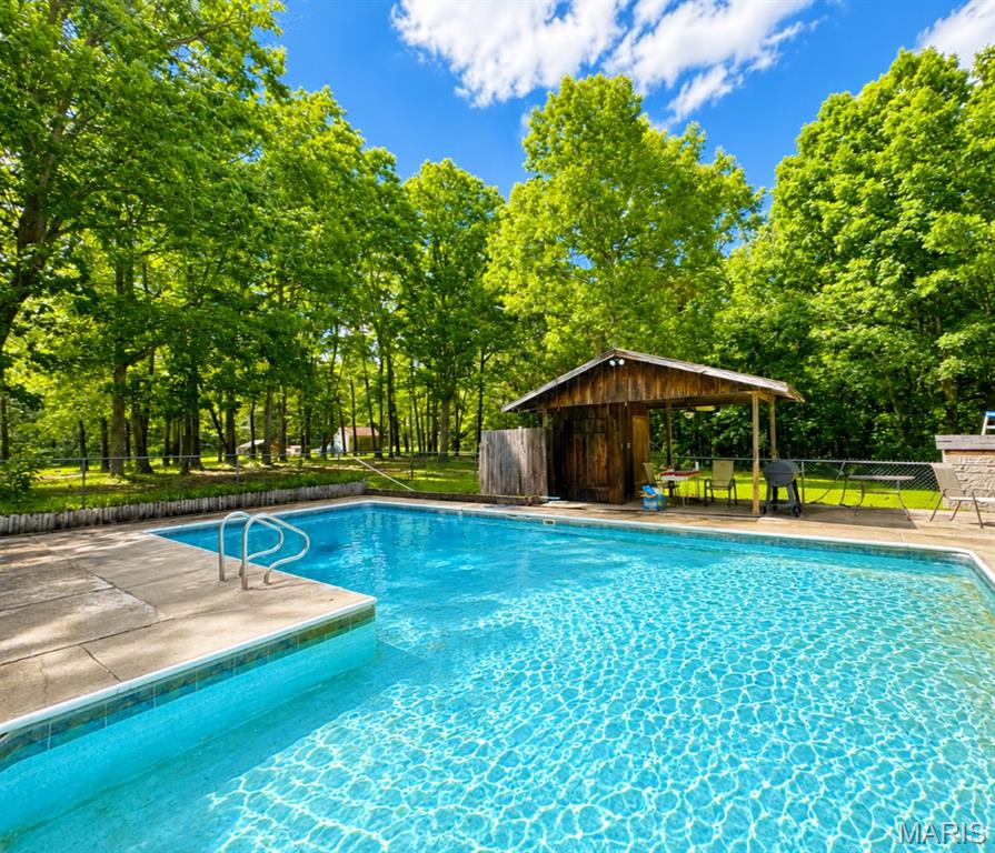 Rolling Hills - Residential