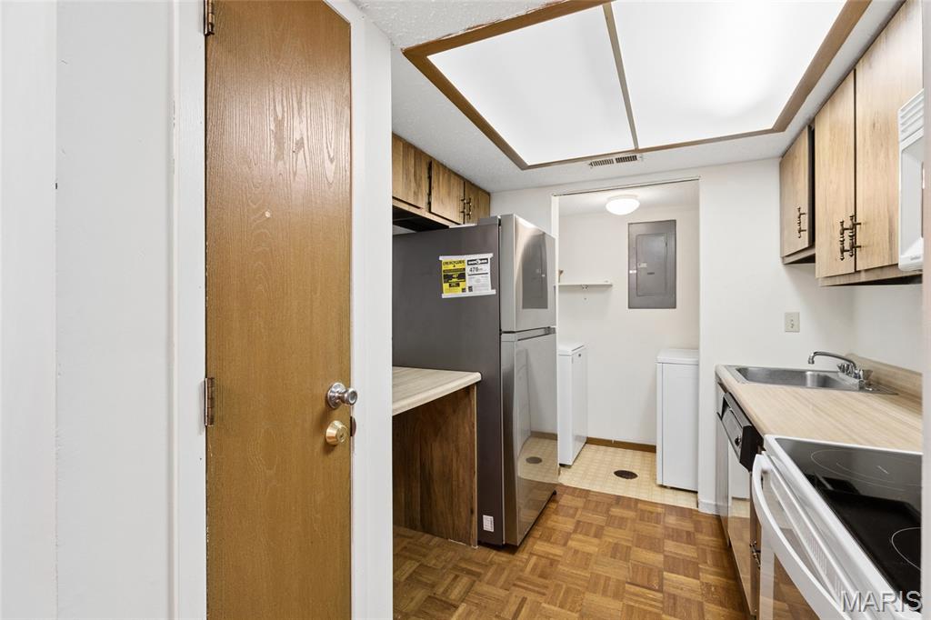Ashton Place Condo - Residential Lease