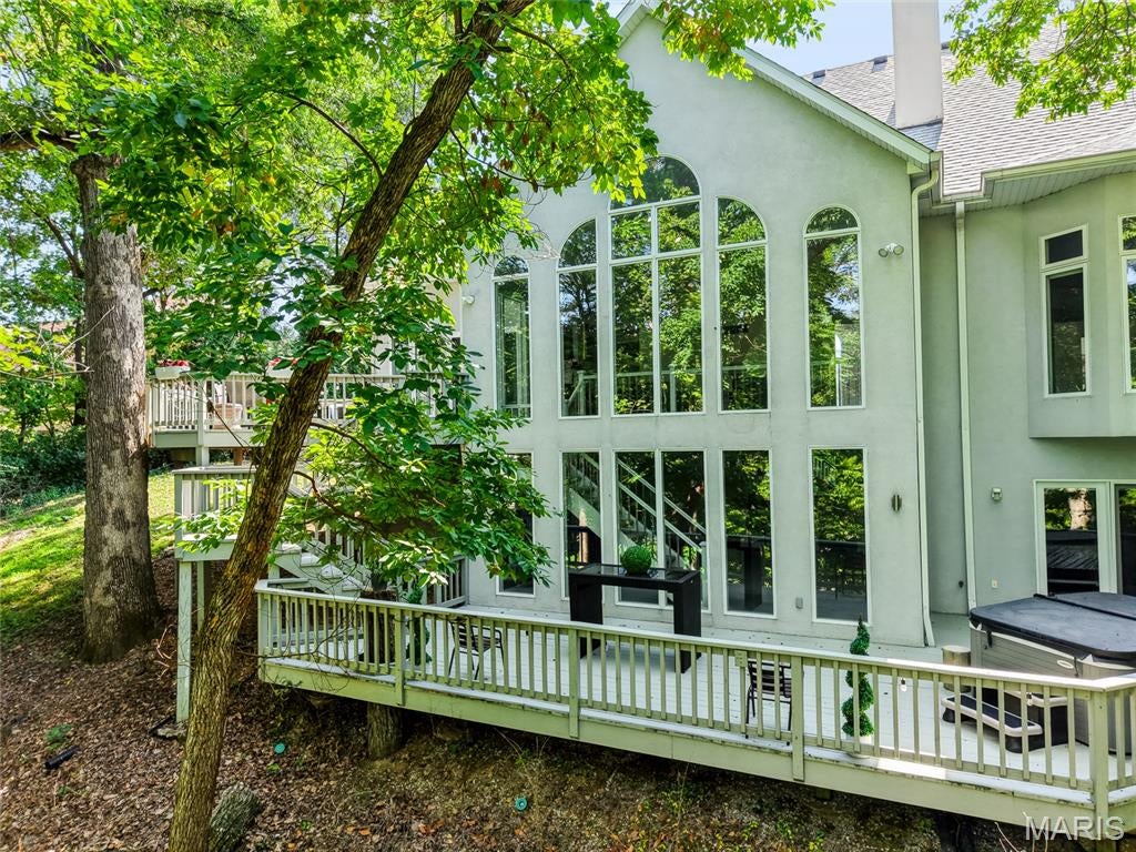 King's Pointe - Residential