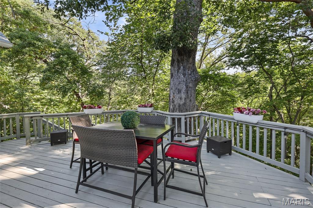 King's Pointe - Residential