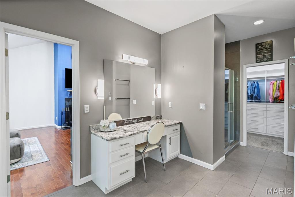 King's Pointe - Residential