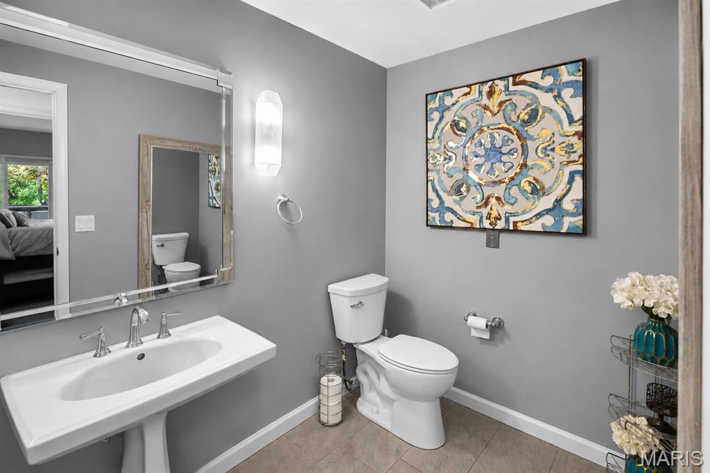 King's Pointe - Residential