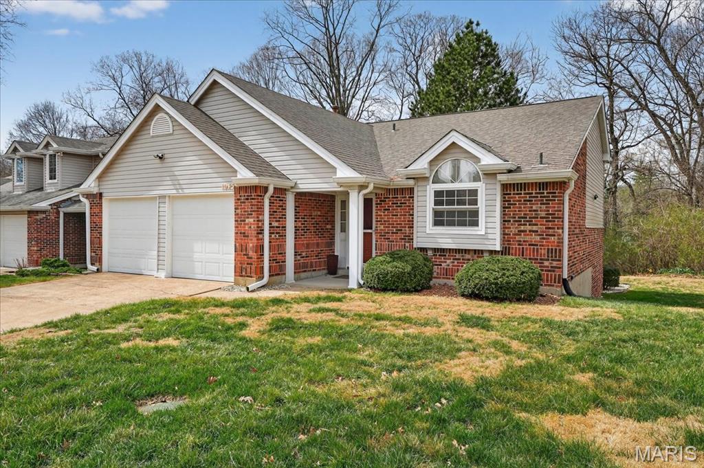 Woodlake Village Condo 6 - Residential