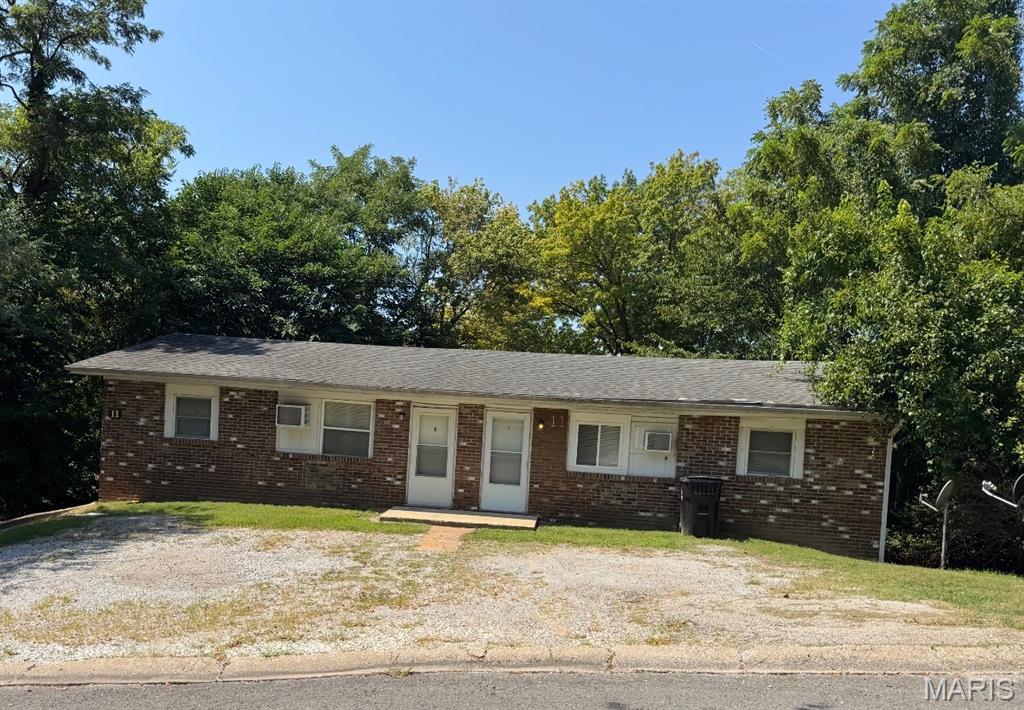Value-add 4-unit multifamily investment opportunity at 11 Hi Pointe Dr in Belleville. Offered at $125,000, the property features approximately 1,456 SF of above-grade living area, a full 1,456 SF basement, four 2-bedroom/1-bath units, masonry/brick construction, and seller-owned appliances included in the sale. Excellent opportunity for an investor seeking rental-income potential and long-term upside. Property is being offered with existing improvements and provides an attractive basis of approximately $31,250 per unit.
