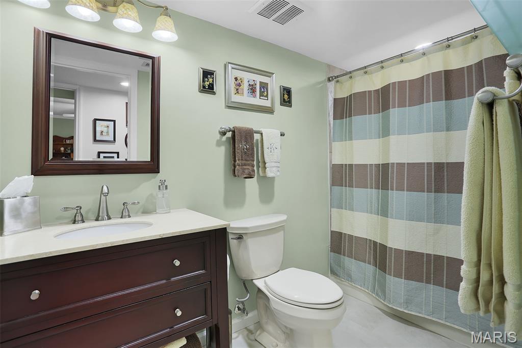 Coeur De Royale Condo Ph 4 - Residential