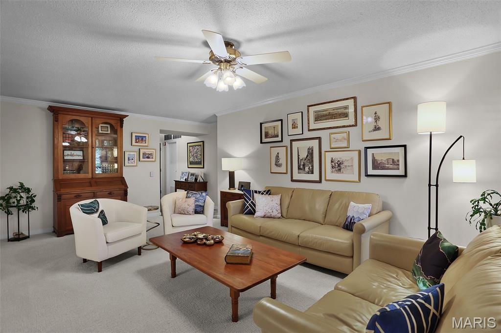Coeur De Royale Condo Ph 4 - Residential