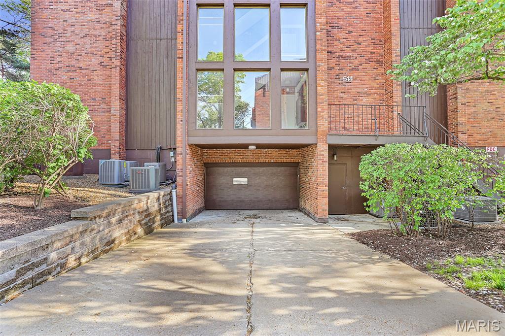 Coeur De Royale Condo Ph 4 - Residential