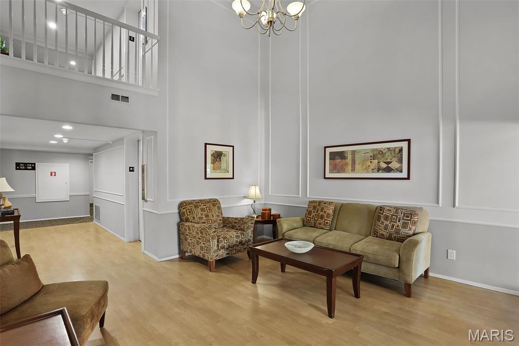 Coeur De Royale Condo Ph 4 - Residential