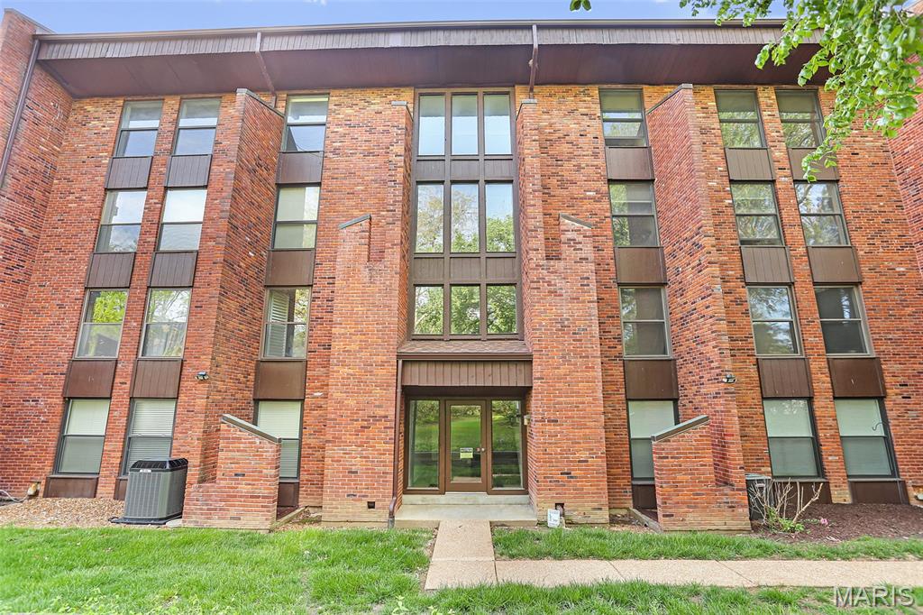 Coeur De Royale Condo Ph 4 - Residential
