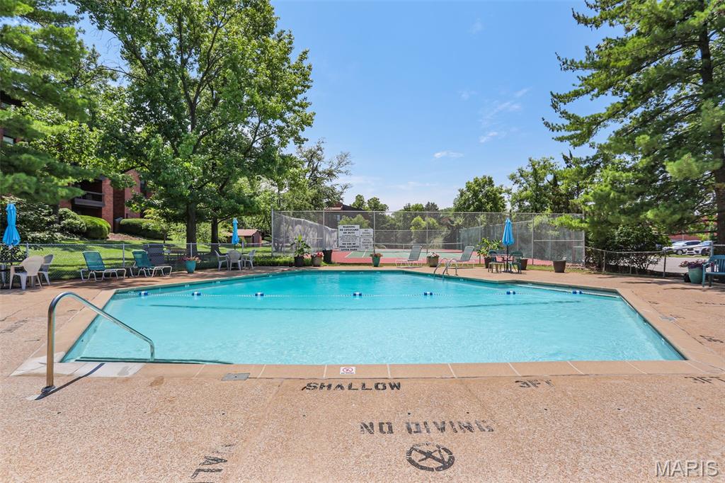Coeur De Royale Condo Ph 4 - Residential