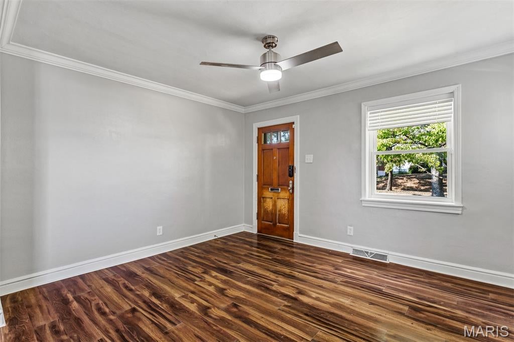 High School Lane - Residential