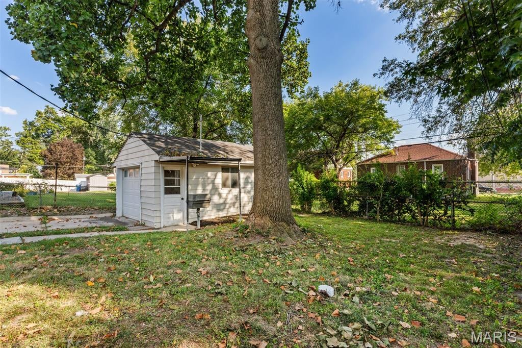High School Lane - Residential