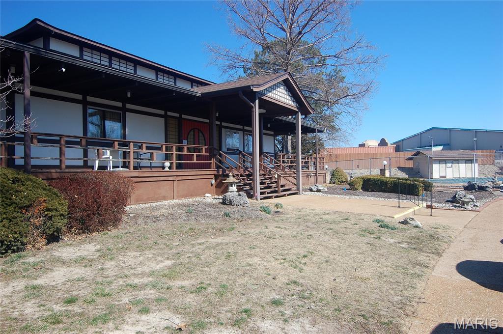 Sakura Gardens Condo - Residential