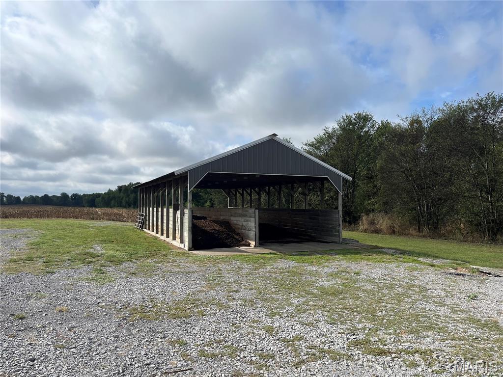 Arnold Farm - Farm