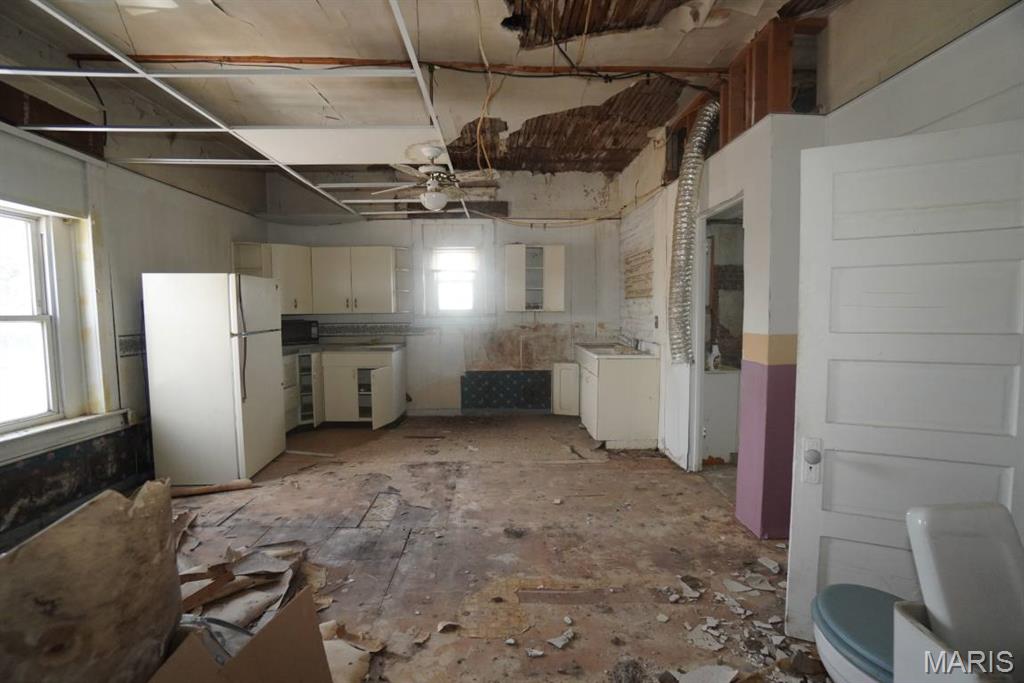 Madison Town - Commercial Sale