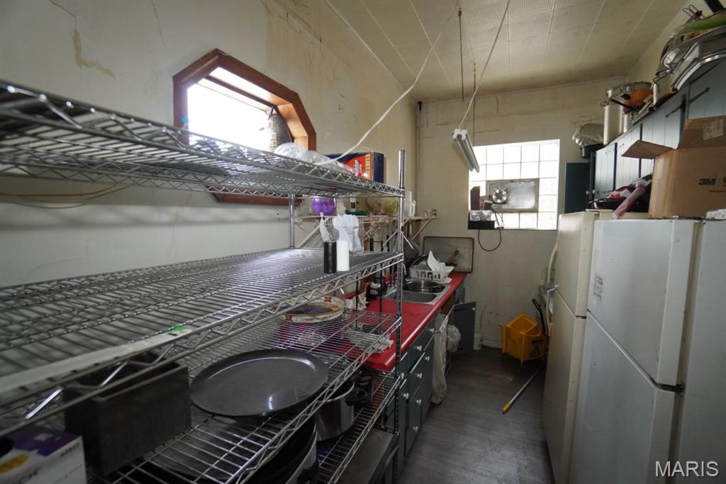 Madison Town - Commercial Sale