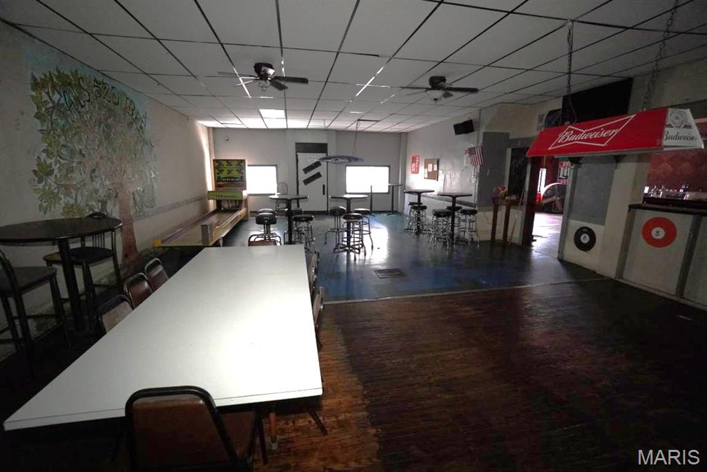 Madison Town - Commercial Sale