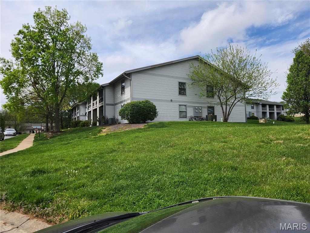 Summergate Garden Condos Ph3 - Residential