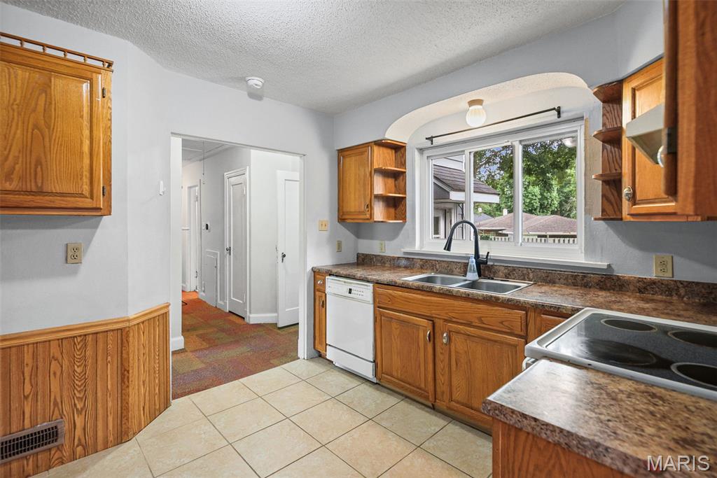 Beverly Ann Heights - Residential