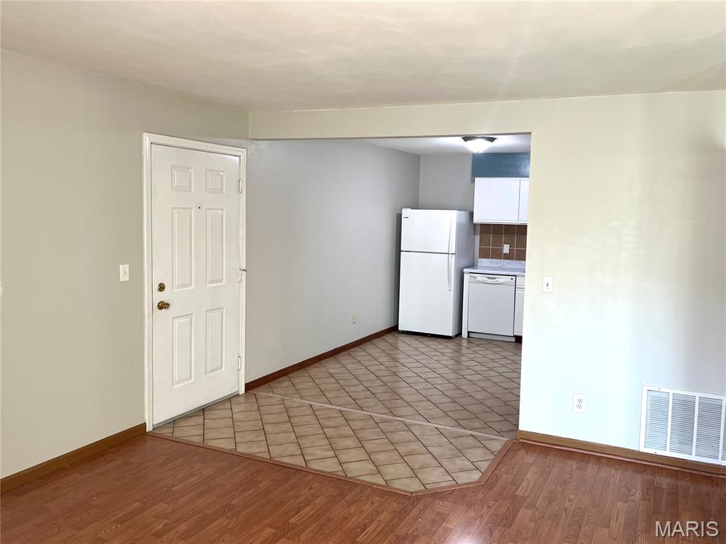 Sherwood Place Condo Seven - Residential